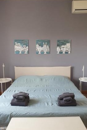 Room125