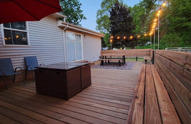 Roomy and Cozy 3bd 2ba just mins from Indiana Dunes