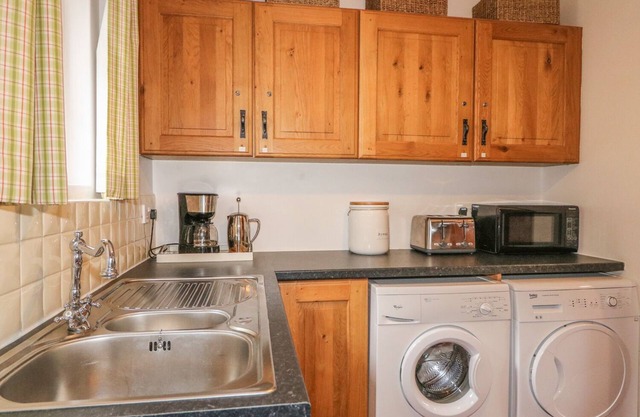 ROSSLARE COTTAGE, admite mascotas en Broughshane, Ref 942457