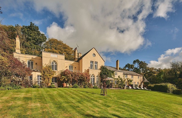 Roupel Hall - Luxury Cottages
