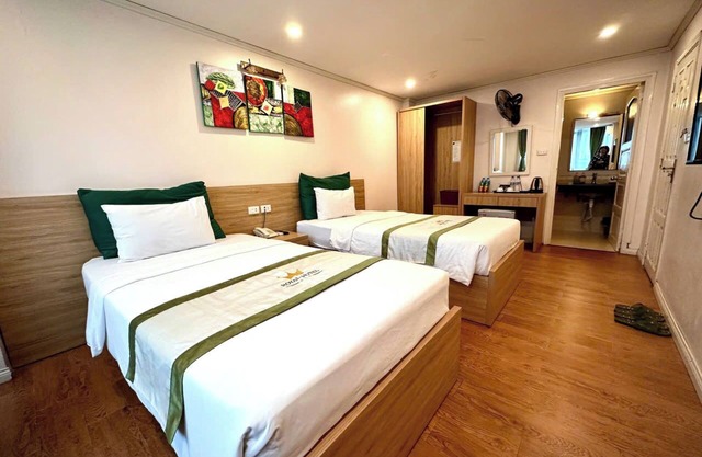 Royal Hotel