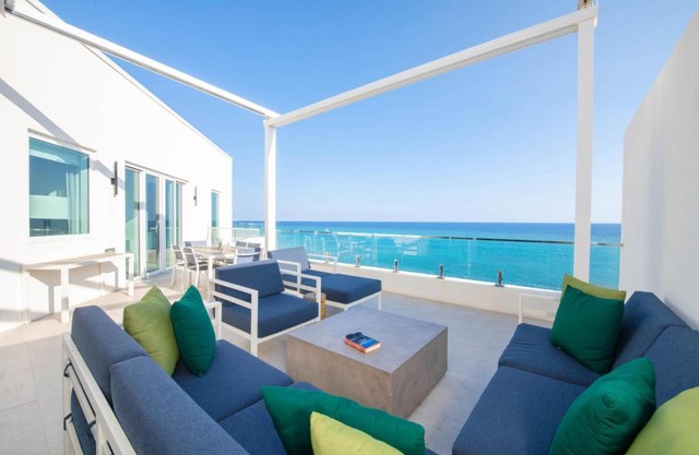 Rum Point Resort 503 Penthouse