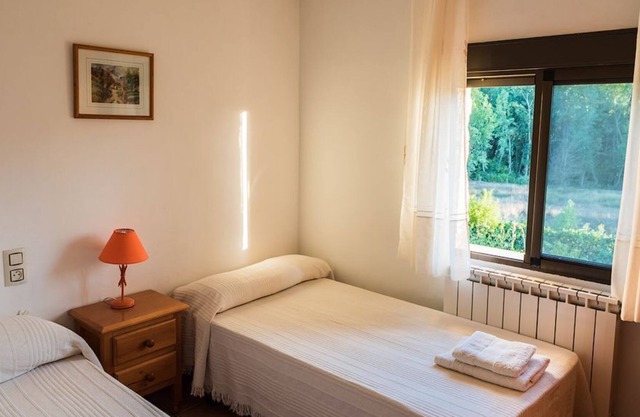 CASA RURAL AMPARO, RIÓPAR