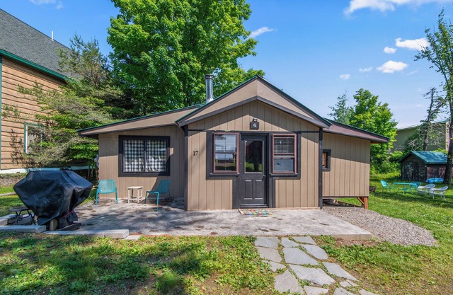 Russell Cove 17 | Adorable Shared Waterfront on Rangeley Lake!