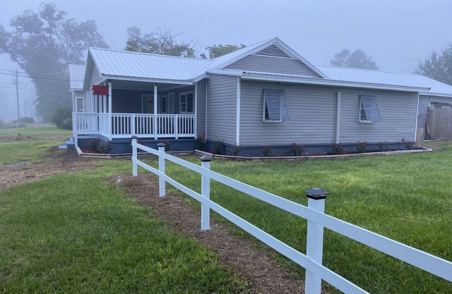 Hermosa Country View Inn