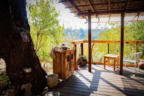 Rustic Cabin in the Galilee with Pastoral Views