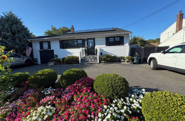 RYDER CUP home with heated pool down the road from all the action