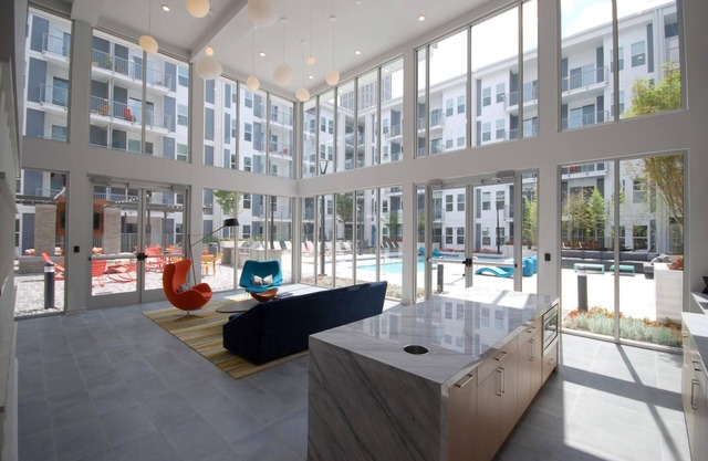 S1bk Affordable Hotel-alternative Perfect for Long Term Stay Near Whole Foods