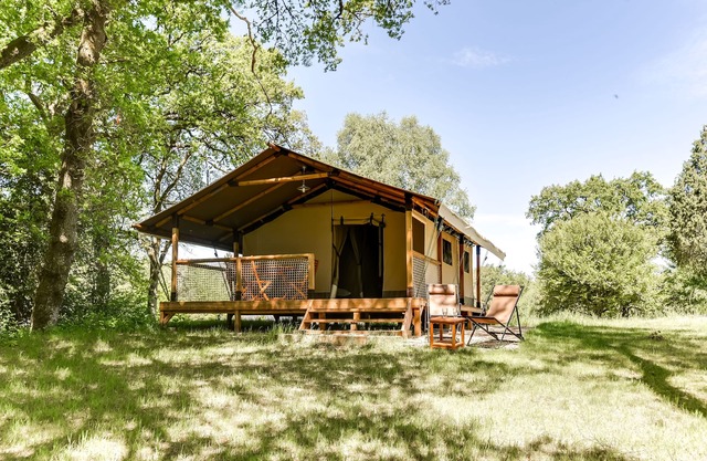 Safari Lodge borde del estanque carpa-Corrèze Dordoña