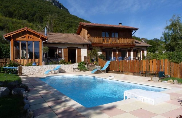 Saint Vincent De Mercuze: casa / villa / chalet - Saint vincentde mercuze
