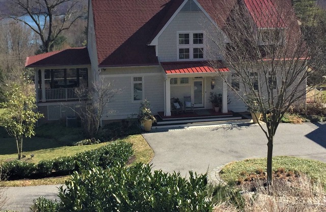 Campo Lakeview Retreat