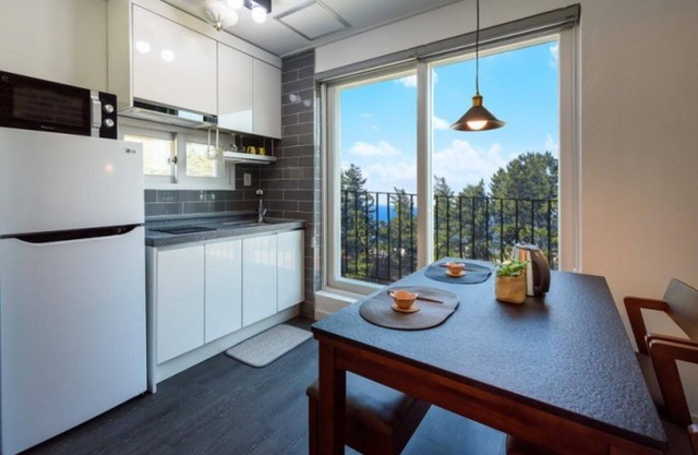 Samcheok Right Away Sea Pension