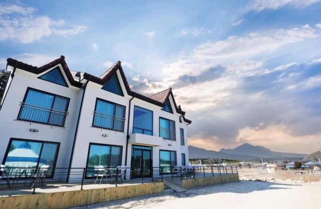 Samcheok Santiago Pension
