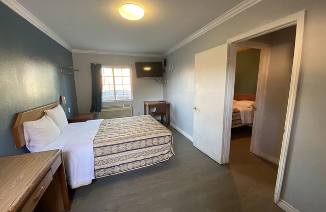 Sands Inn