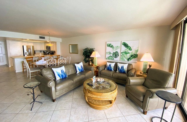 Condominio frente a la playa ideal para familias en Sanibel Harbour Resort