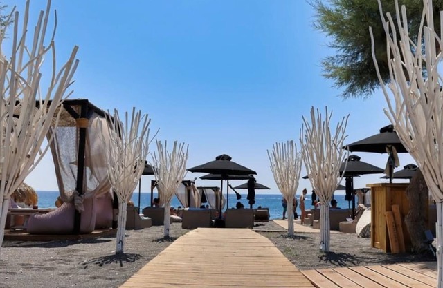 Santorini Miracles Suites, Adults Only