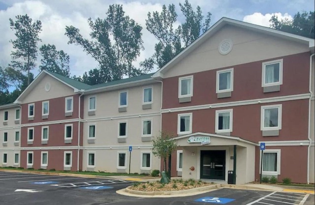 Savannah Suites Atlanta Airport