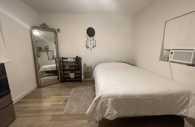 Savor and Stay in hill country of San Antonio!