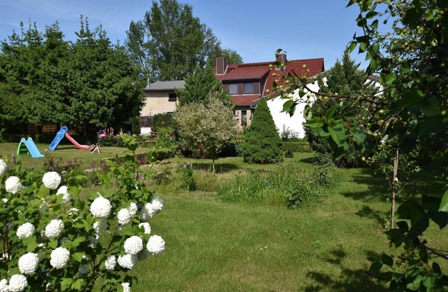 Schöne Ferienwohnung mit Garten en Robertsdorf