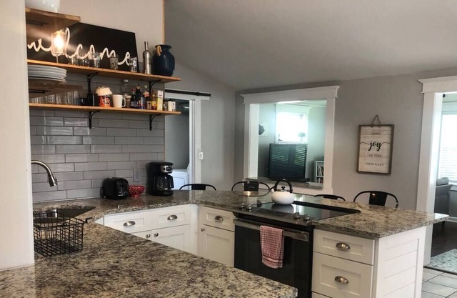 Schnitzelburg 3 Bedroom - Walk to bars, food!