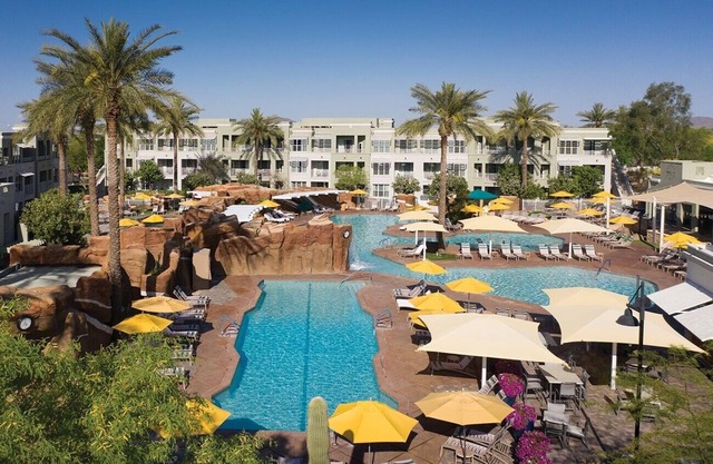 Score Big with a Spring Training Getaway at Marriott Canyon Villas in Phoenix!