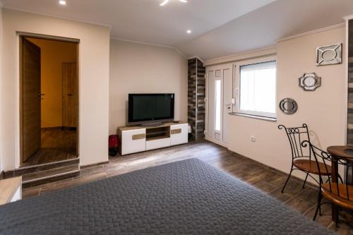 Scorpio Apartman/Sobe