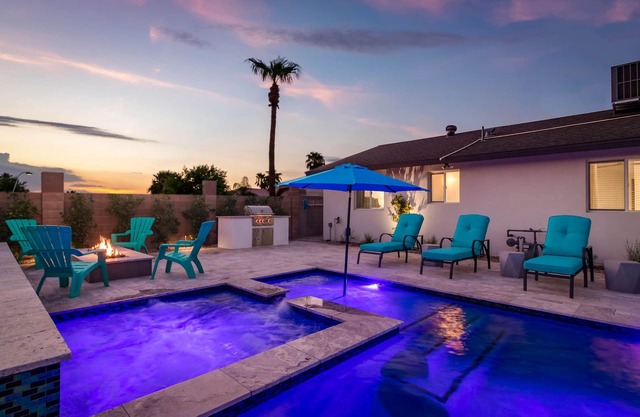 Scottsdale Oasis w/ Game Room, Pool, Hot Tub & Fire Pit–Minutes to Old Town Fun!