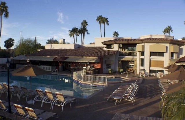 Scottsdale Resort Inviting 2BR Condo with Fitness Center