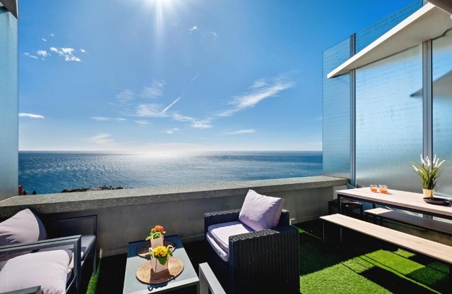 Sea view - 5min Monaco - Swimming pool