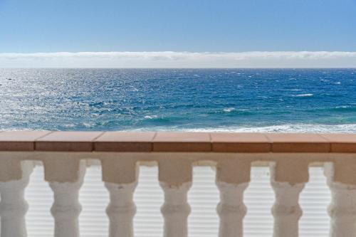 Sea View Apartment Grey Fanta Sea