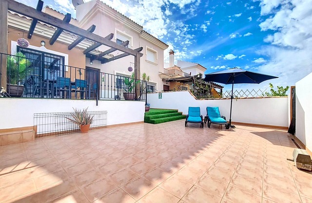 Casa vista al mar con jacuzzi, Wi-Fi y Parking