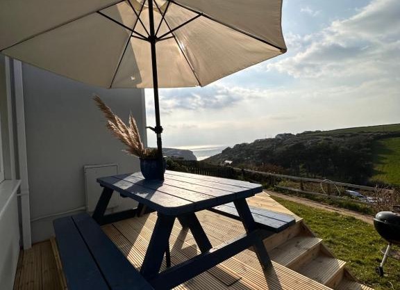 Sea View Nook