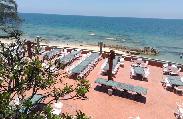 Sea Winds Resort