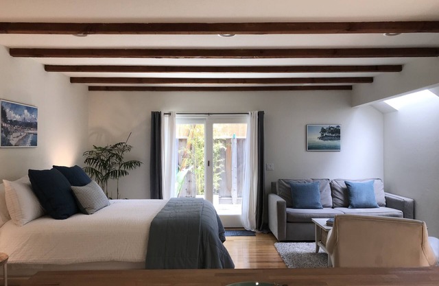 Seabright Beach Studio