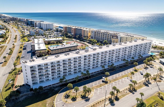 Seacrest 305 is a 2 BR Gulf front on Okaloosa Island by RedAwning