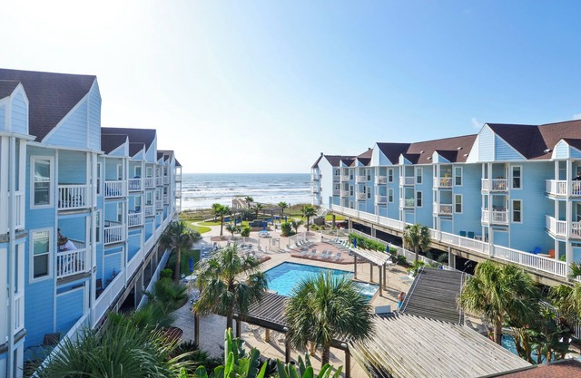 Seascape 1301 - Beachcomber