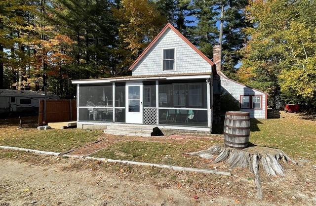 SEBAGO LAKE BEACHFRONT - FRIDAY-FRIDAY RENTAL