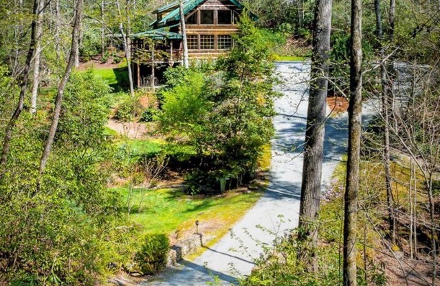 Secluded Cabin on Private 6 Acres w/ 2 Waterfalls & 4 Streams Near Brevard
