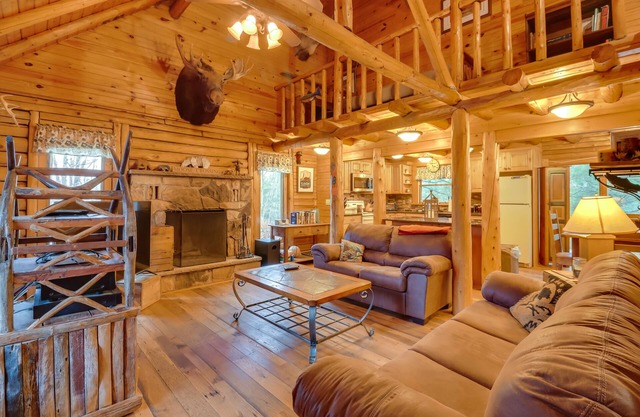 Secluded Log Cabin w/ Fire Pit in Cresco!