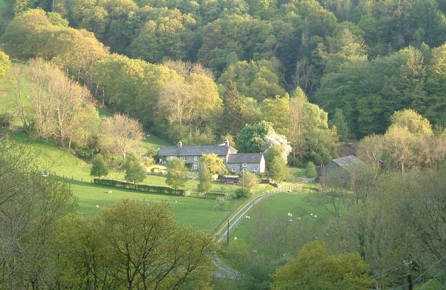 Cabaña aislada de piedra en la granja en Mid -Wales, cerca de playas y montañas.