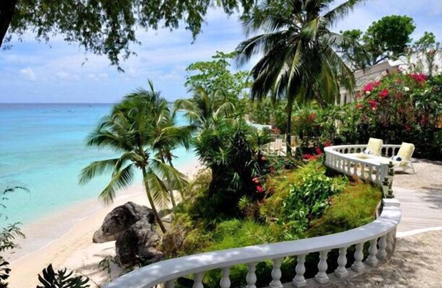 Secret Cove 4 | Beach Front - Located in Tropical Saint James with House Cleaning Included