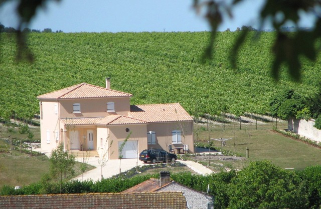 Apartamento con piscina en Segonzac