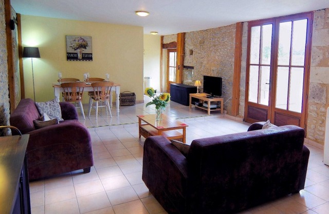 Casas rurales de vacaciones con Wifi - Les Tournesols
