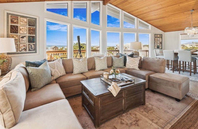 Selkie's Hideaway - Oceanview! Beachcomber Vacation Homes