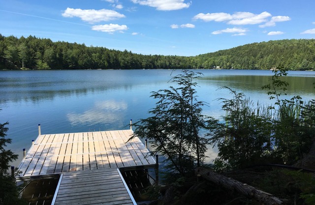 Serene Lakefront Cabin en Beautiful Spring Fed Pond - Cerca de Acadia y MDI