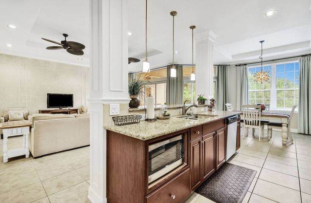 Serene Oasis Minutes From Sarasota Attractions