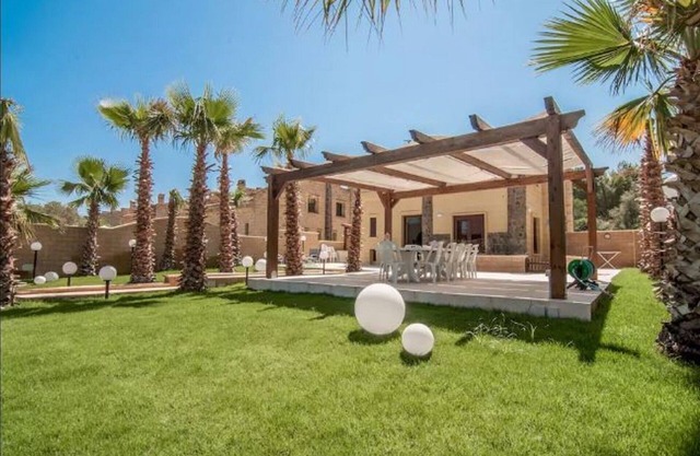 ** SEVEN BAY EMIRS ** Exclusiva casa de lujo junto al mar