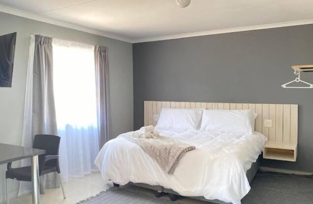 SHABIS GUEST LODGE