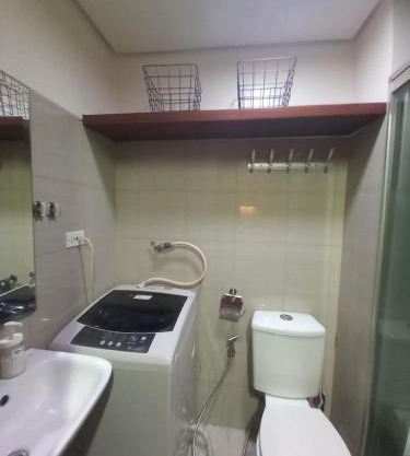 Shore Residence Pool view Mall of Asia
