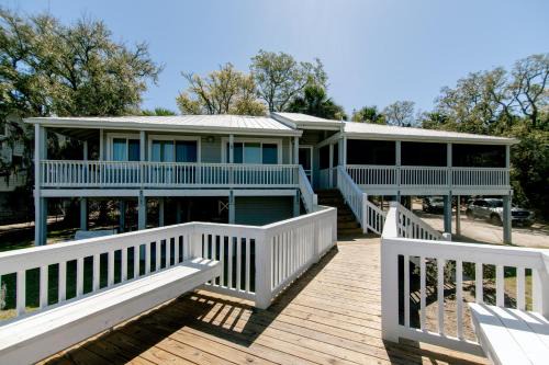 Shrimpers Cove